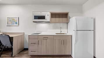 Suite, 2 Queen Beds, Non Smoking | Laptop workspace, free WiFi, bed sheets
