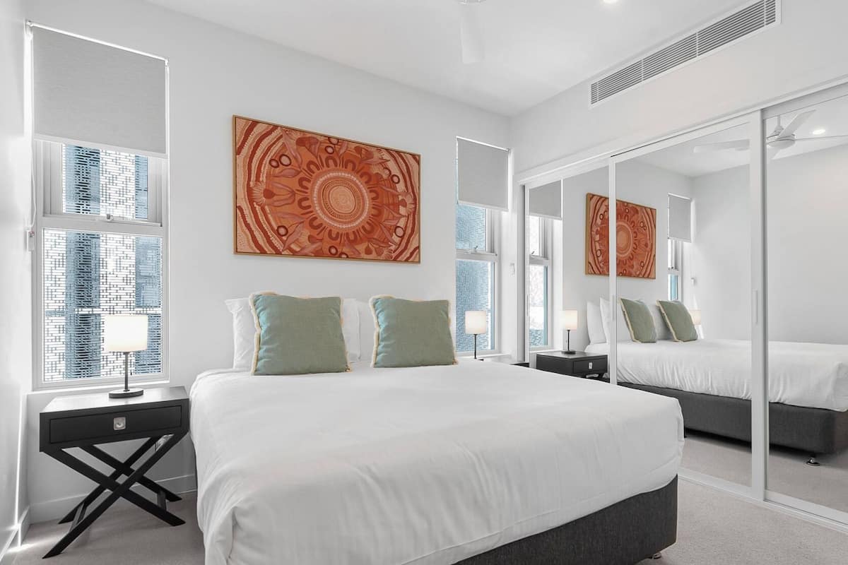 Apartment, 2 Bedrooms, Partial Ocean View | Iron/ironing board, free WiFi