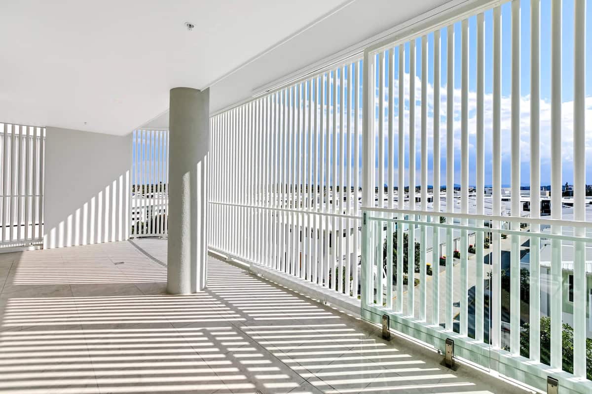 Appartement supérieur, 4 chambres | Fer et planche à repasser, accès au Wi-Fi (inclus)