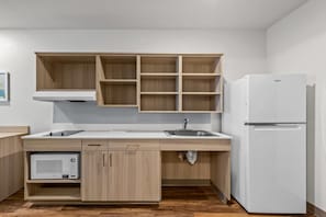 Schreibtisch, kostenloses WLAN, Bettwäsche
