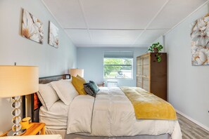 1 chambre, fer et planche à repasser, lit parapluie, Wi-Fi