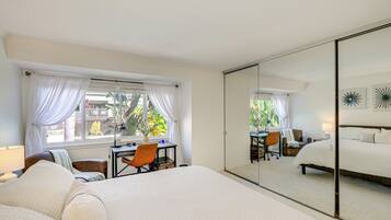 1 bedroom, desk, iron/ironing board, WiFi