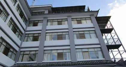 Shidian Yunlai Hotel