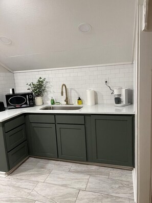 Kühlschrank, Mikrowelle, Ofen, Toaster