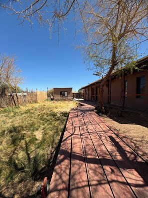 Courtyard view - Atacama Lodge Rukazen (San Pedro de Atacama)