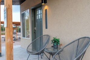 Terrace/patio - The Cottonwood - Accessible Studio Tiny Home (Torrey)