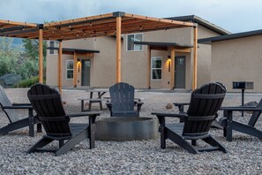 Terrace/patio - The Cottonwood - Accessible Studio Tiny Home (Torrey)