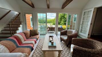 TV connectée, cheminée