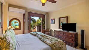 2 bedrooms, in-room safe, iron/ironing board, free WiFi - Spacious Oceanfront Condo with AC, WiFi, & Rooftop Pool on the Beach in Old Town (Puerto Vallarta)
