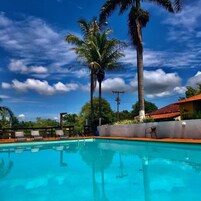 2 piscinas al aire libre