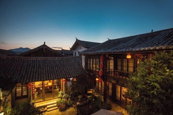 Ngoại thất