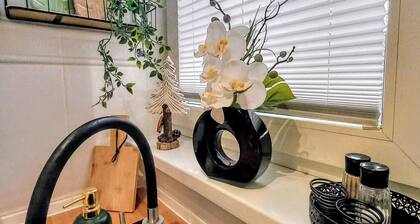 Apartament Relaks z balkonem, wifi, parking w centrum Koszalina.