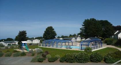 Chalet 2 étoiles - Piscine - ccab0ii