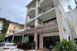 Ngoại thất