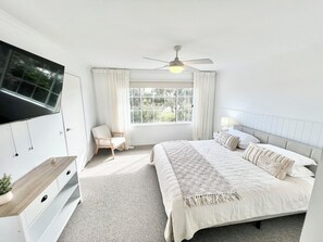 5 bedrooms, WiFi, bed sheets - SERENITY STAYS: Best price for value - 5 min from beach, cafes and racecourse (Mount Martha)