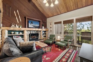 TV connectée, cheminée