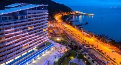 Island Skylight Resort