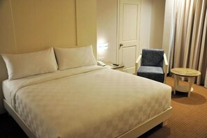 Room - Beverly Hotel Batam (Nagoya)