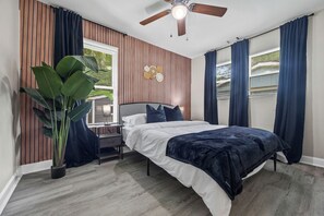 4 Schlafzimmer, Bügeleisen/Bügelbrett, WLAN, Bettwäsche