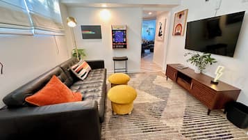 Smart TV, videojuegos y libros