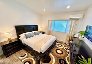 2 bedrooms, desk, iron/ironing board, travel cot