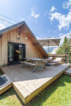 Outdoor dining - LES IRIS - JARRIER - Gîte (JARRIER)