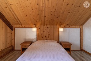 2 bedrooms, iron/ironing board, travel cot, free WiFi - LES IRIS - JARRIER - Gîte (JARRIER)