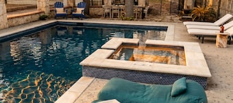 Riverfront Estate - 3 Houses - Pool + Hot Tub + Gym - Sleeps 24