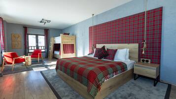 Roupas de cama premium, edredons de pluma, frigobar, berços grátis