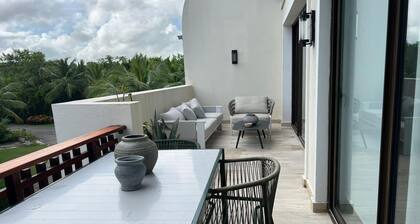 Deluxe Apartment Near the Beach in Portillo RAA