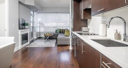 GLOBALSTAY. Luxury 2Bd 2BR Metro Sheppard. Free parking