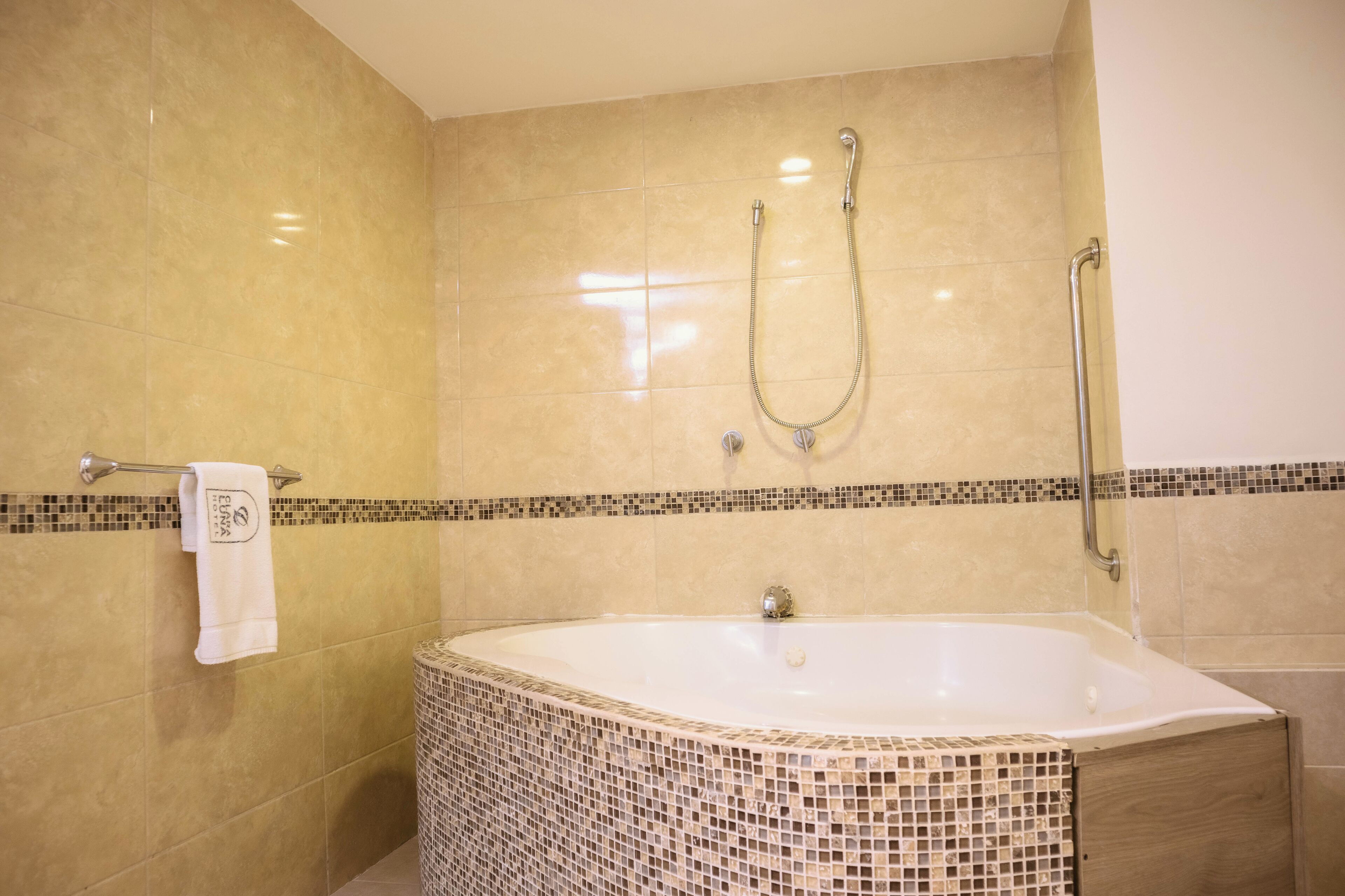 Estudio Deluxe, 1 cama de matrimonio grande | Sistema de insonorización y wifi gratis