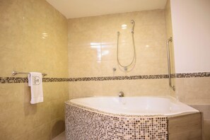 Deluxe Studio, 1 King Bed - Hotel Clara Luna (Xalapa)