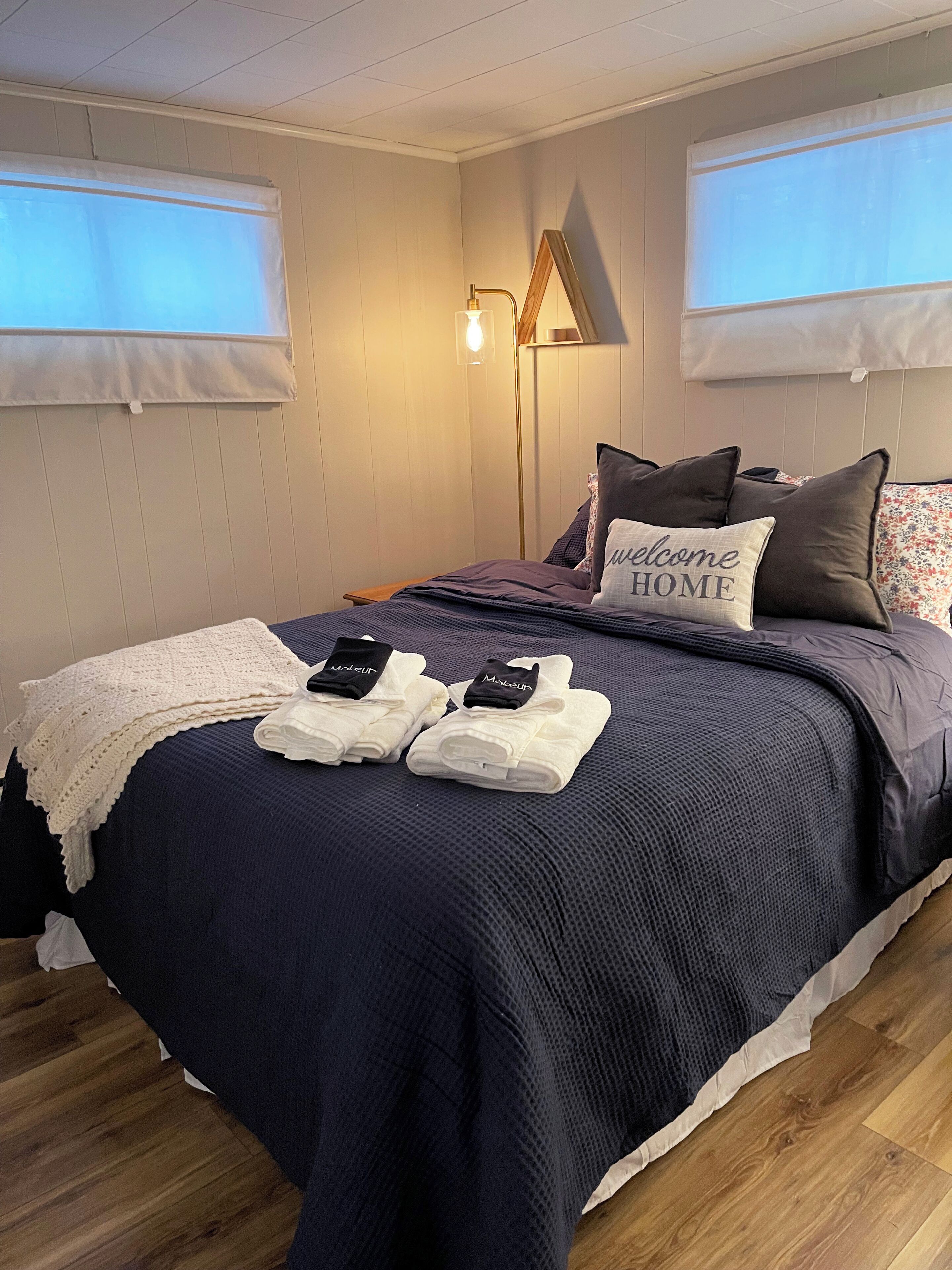 2 Schlafzimmer, Schreibtisch, Bügeleisen/Bügelbrett, kostenloses WLAN