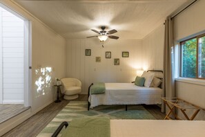 House - Dunkle Schoolhouse (McArthur)