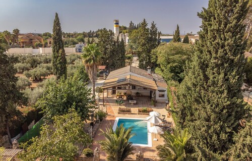 Amazing home in Montilla with WiFi