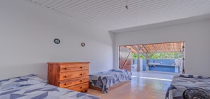 1 bedroom, WiFi - Casa em São Sebastião a 30m de Toque-Toque (São Sebastião)