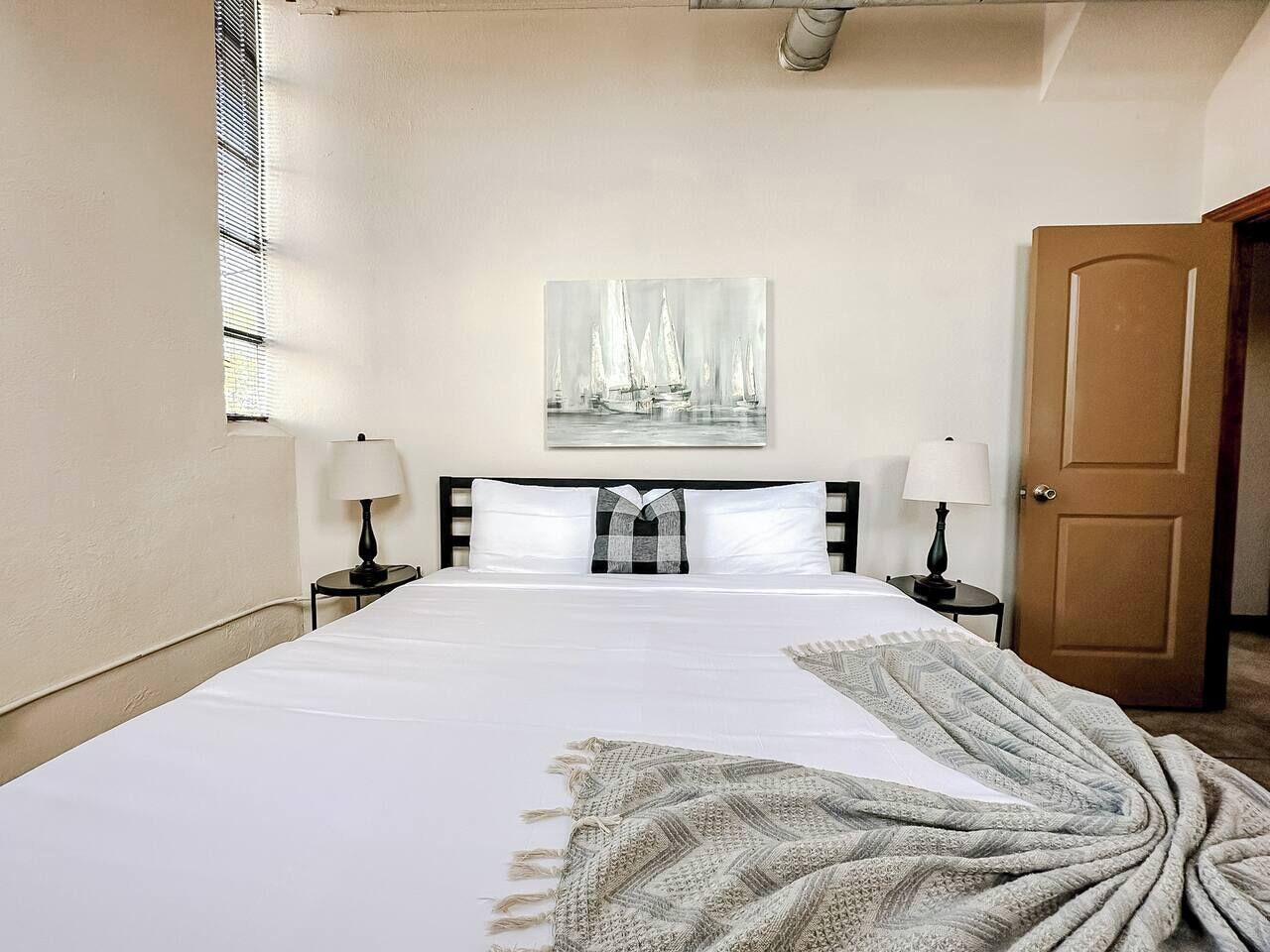 Desk, iron/ironing board, free WiFi, bed sheets