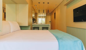 1 bedroom, WiFi, bed sheets