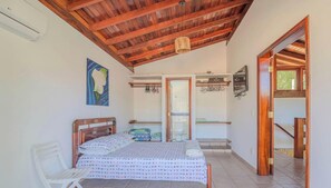 5 bedrooms, iron/ironing board, WiFi