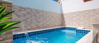 Casa em Itanhaém com piscina 5 minutos da Praia