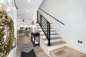 Interior - Lakeside Luxe - Lake Access + Community Pool (Winchester)
