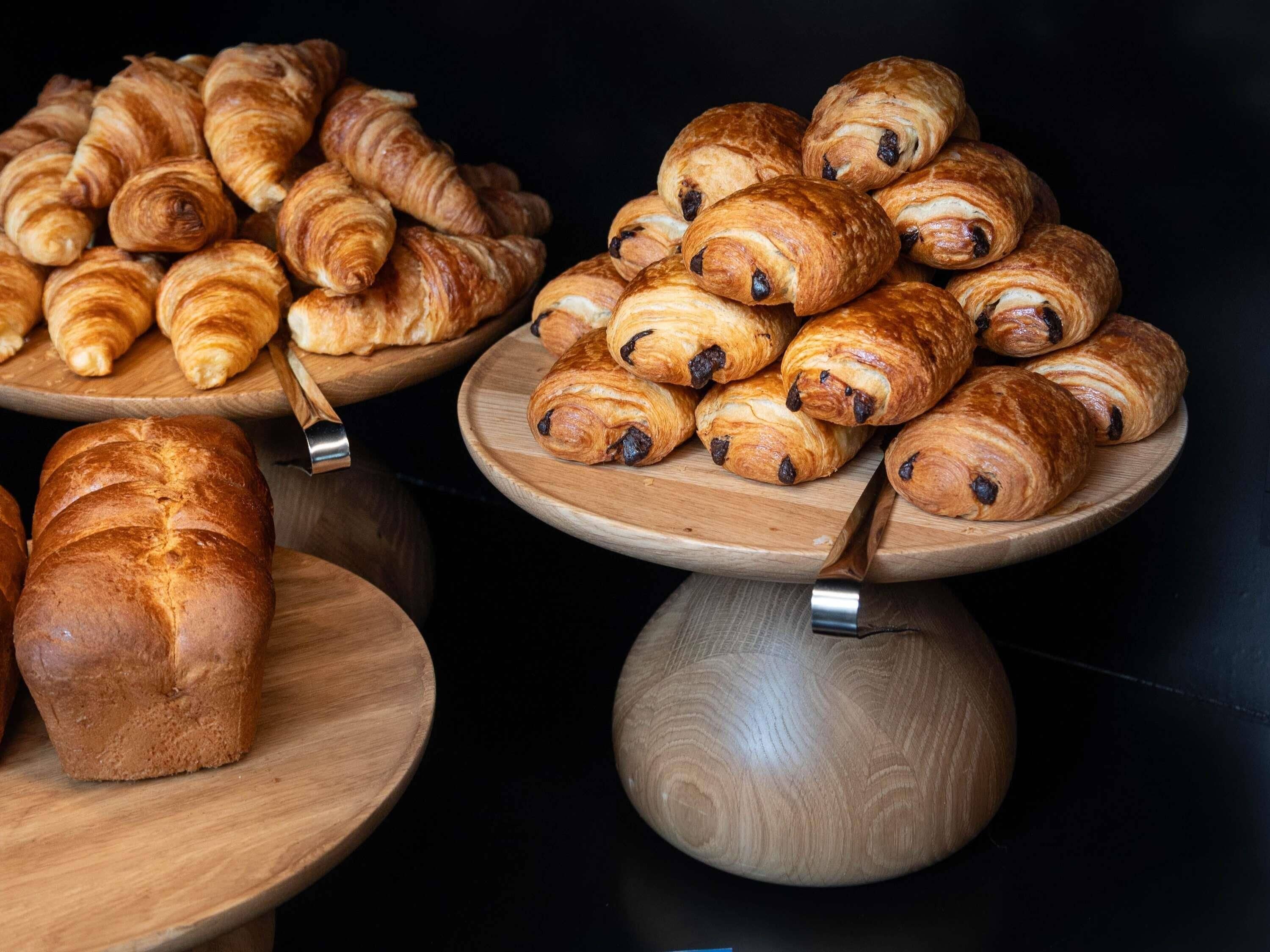 Café da manhã com buffet todos os dias mediante uma taxa