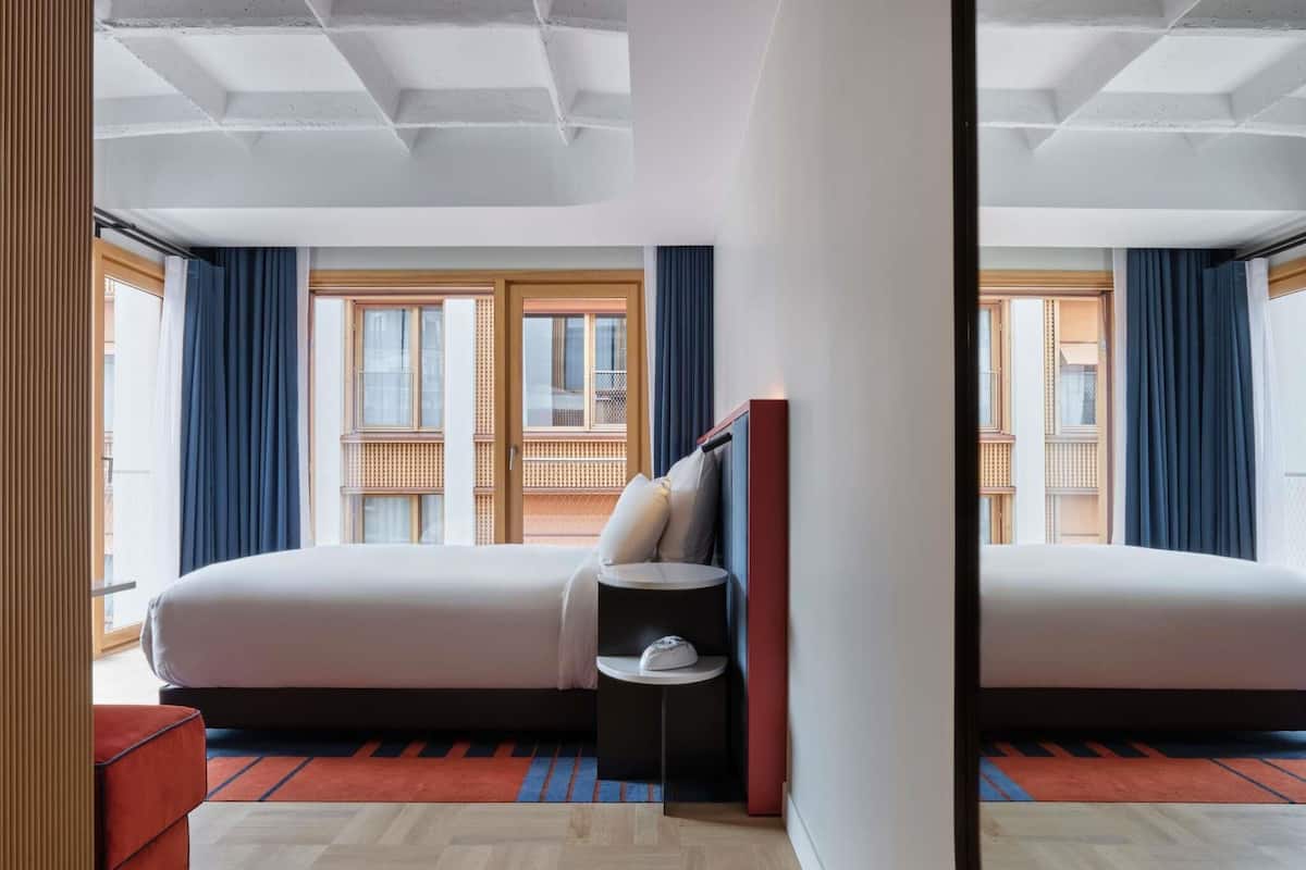 Room, 1 Double Bed | Premium bedding, in-room safe, blackout curtains, soundproofing