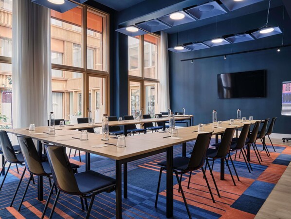 Meeting facility
