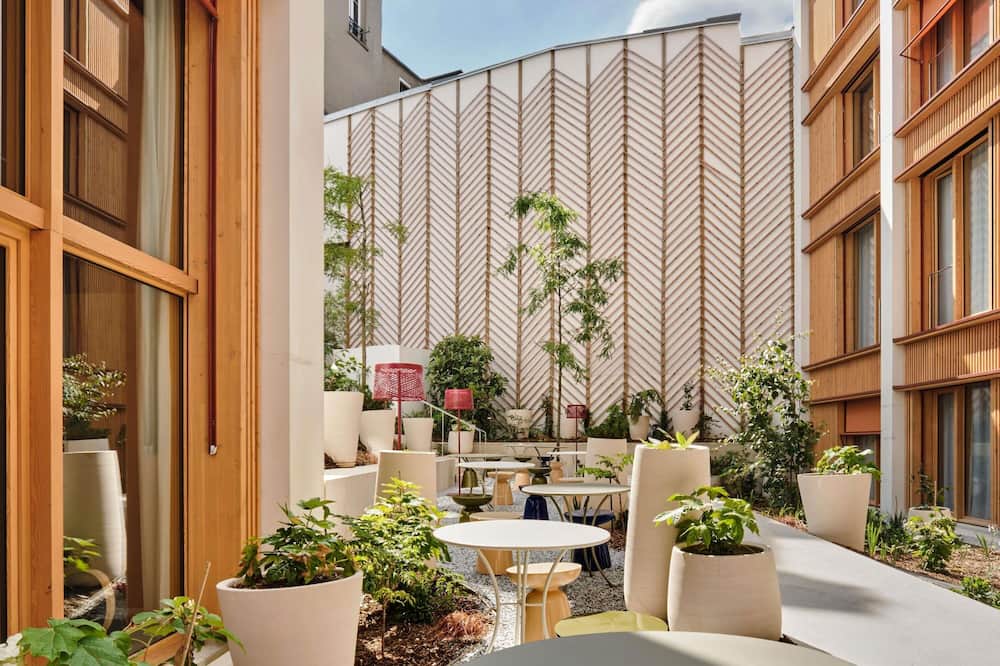 TRIBE Paris Pantin