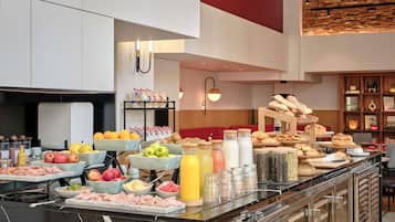 Daily buffet breakfast (EUR 22 per person)