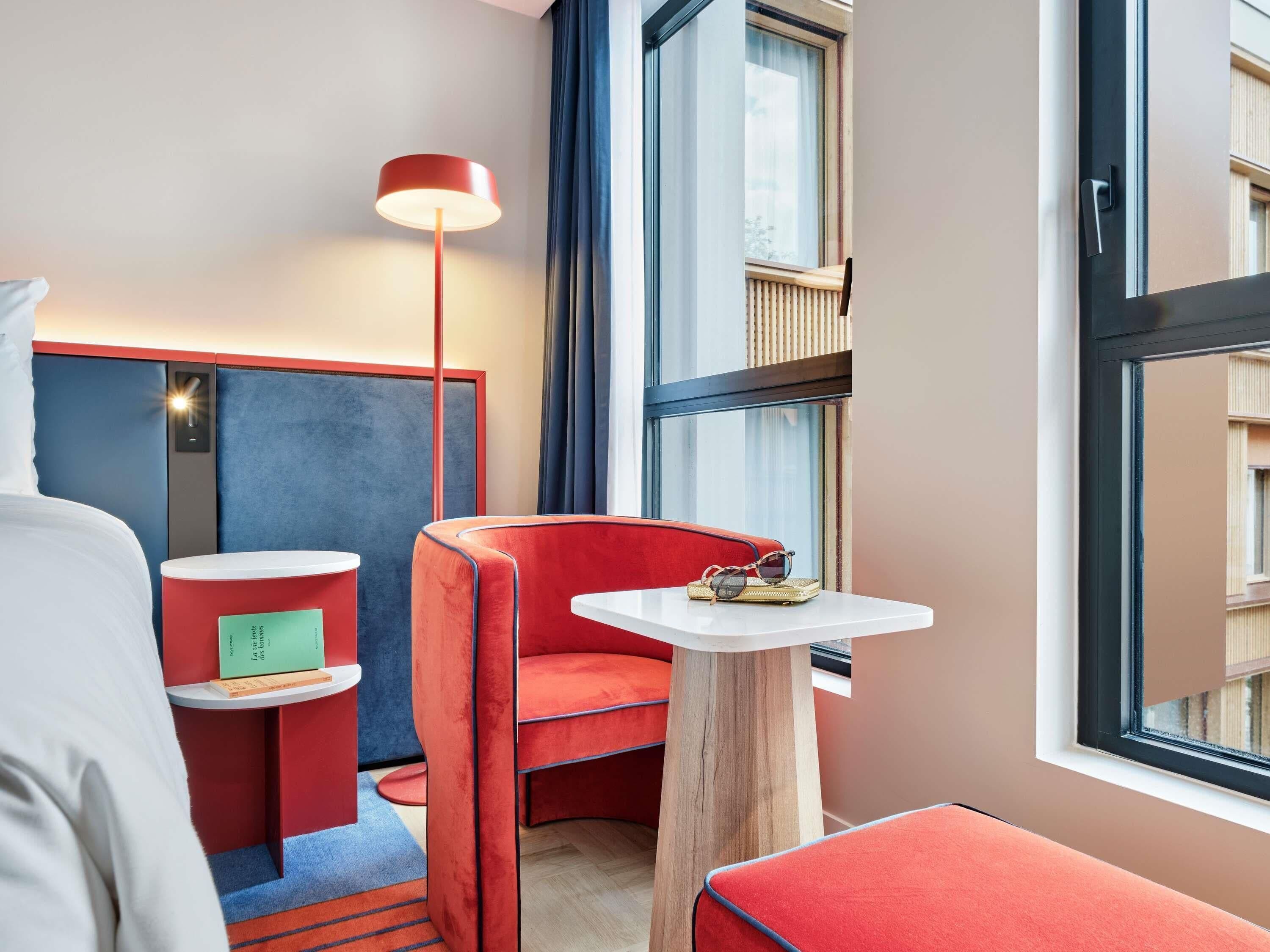 Luxe beddengoed, een kluis op de kamer, verduisterende gordijnen