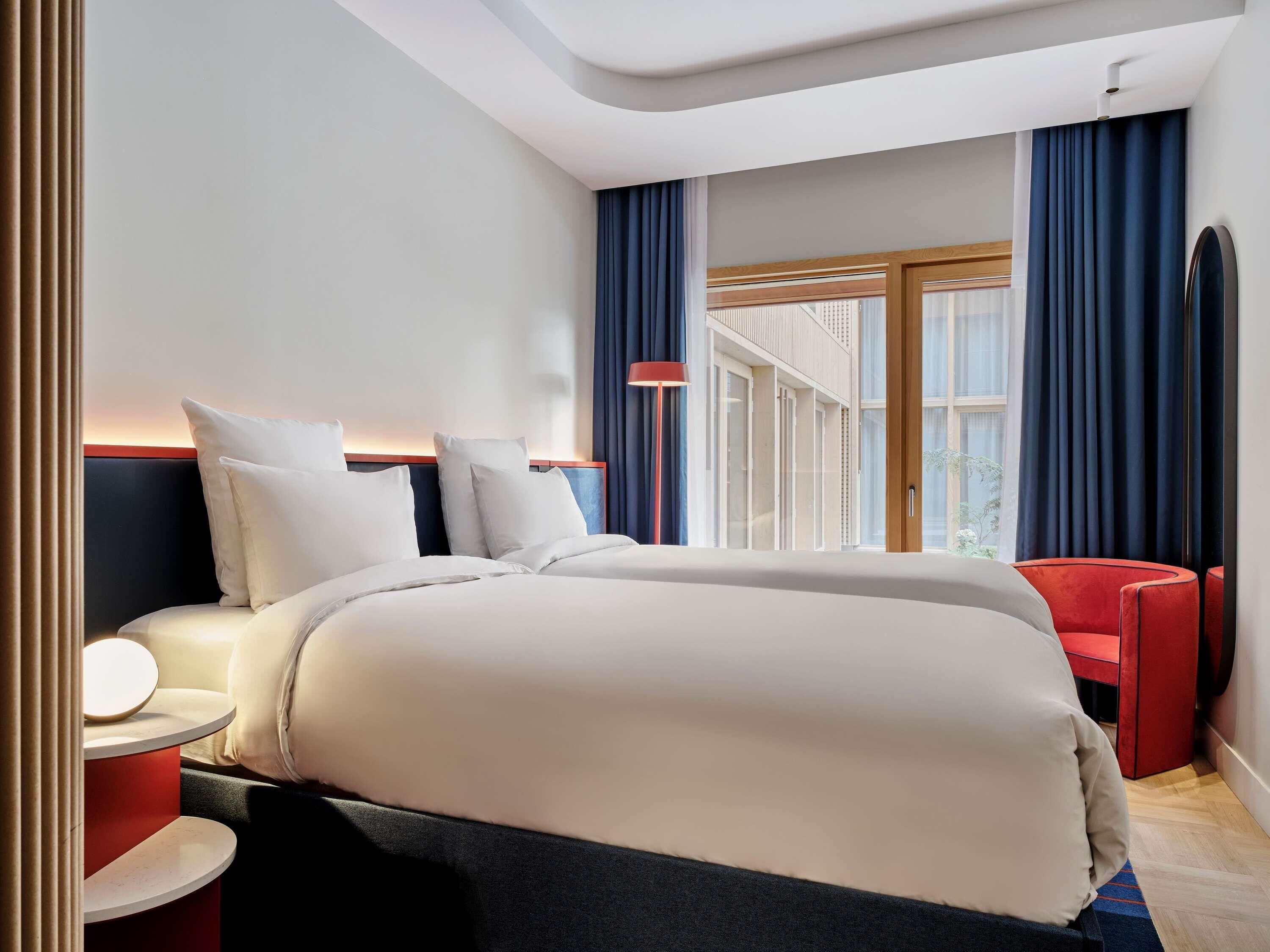 TRIBE Essential, 2 Single Beds