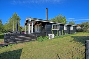 Exterior - Lovely home in Holbæk with WiFi (Holbæk)